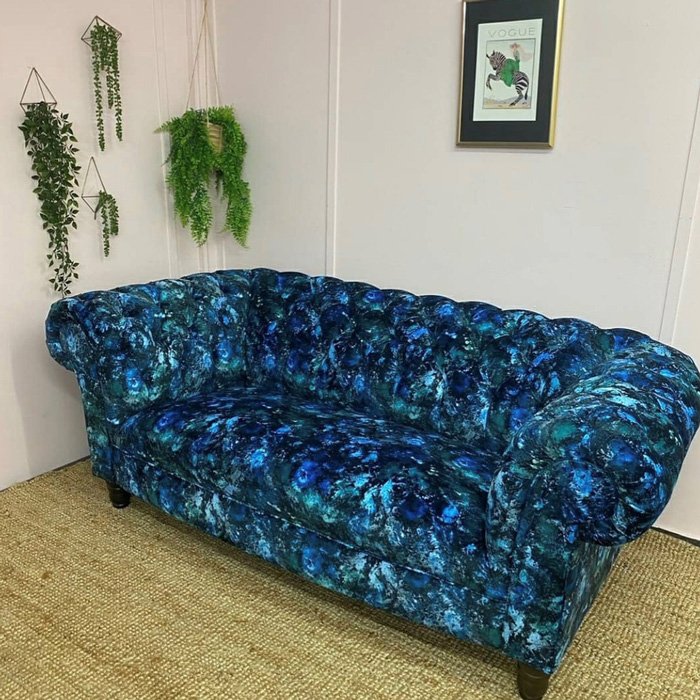 upholstered chesterfield sofa