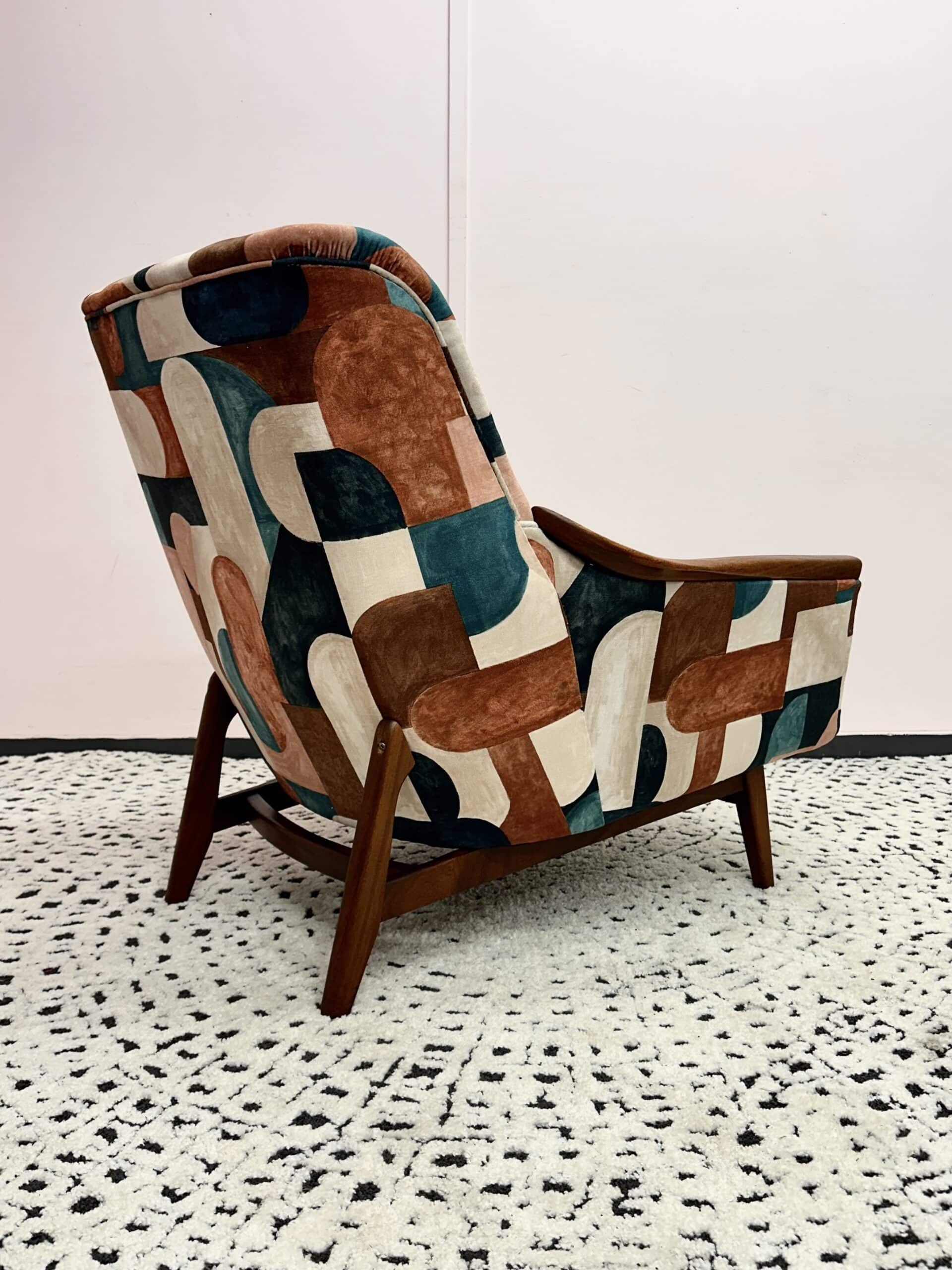 Ikon chair 5