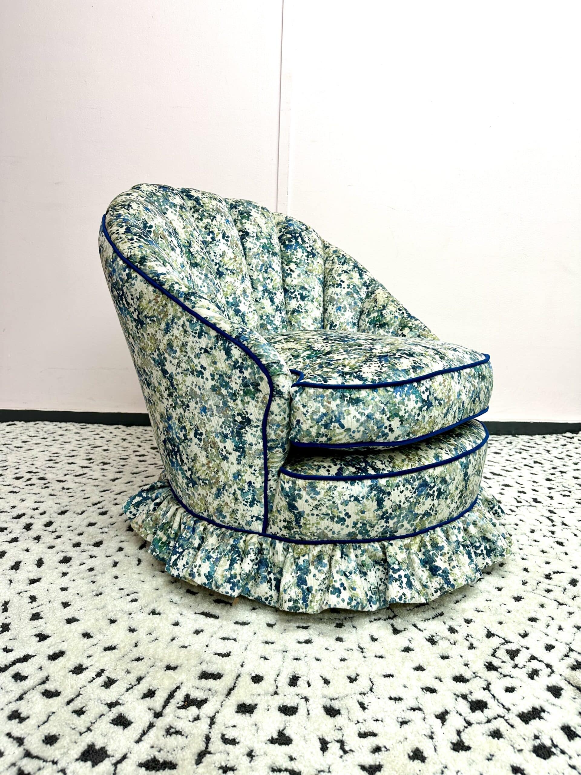 Monet chair 1